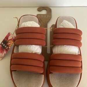 NWT Roxy Platform Totally Tubular Sandals
